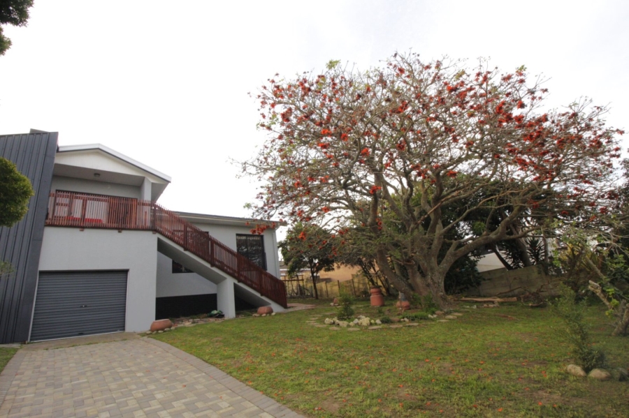 3 Bedroom Property for Sale in Aston Bay Eastern Cape